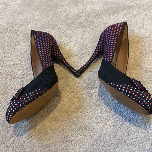 Tabitha Simmons - Picture 7 of 7